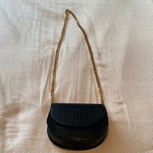 Express Black Croc-Embossed Crossbody Bag with Gold Chain
